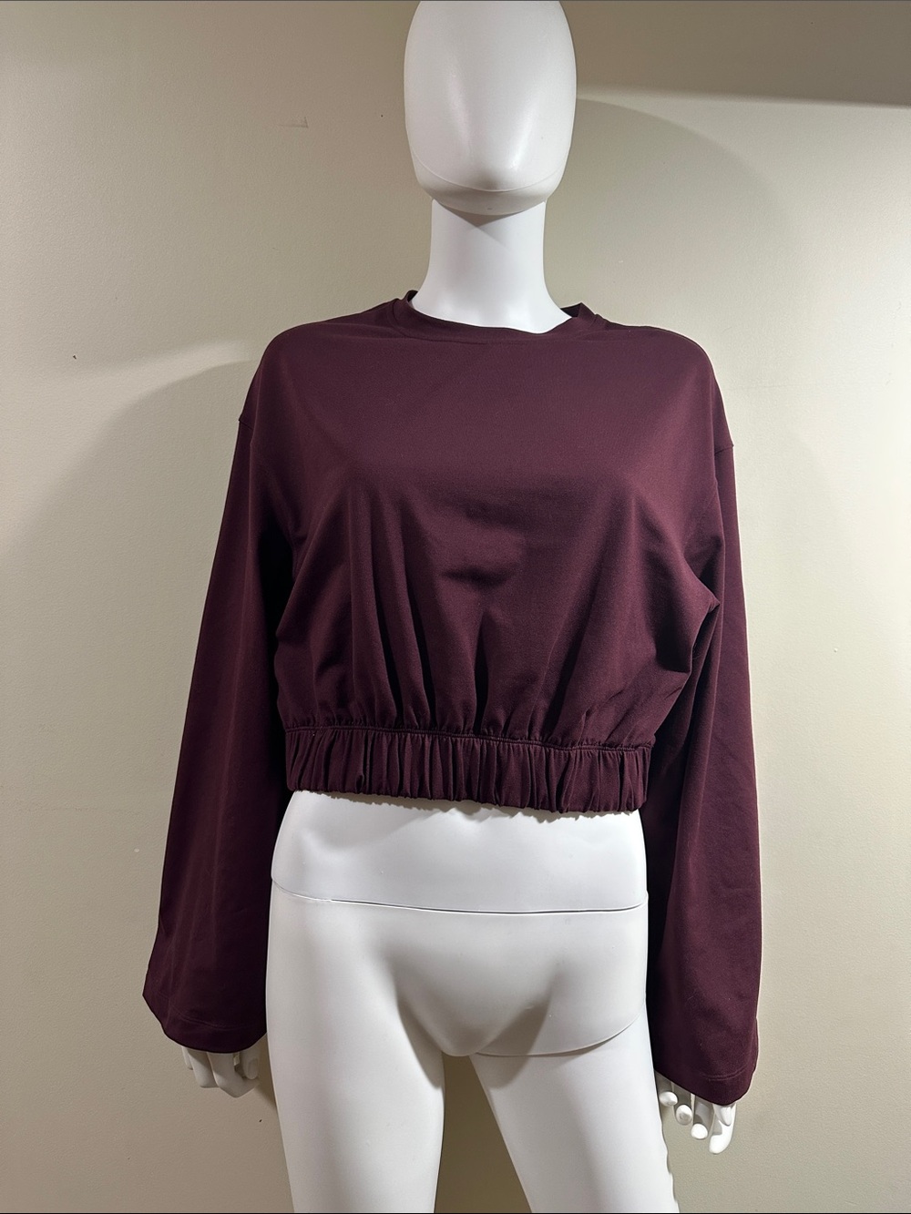 Lululemon Size Small Women's Maroon Cropped Long-Sleeve Soft Jersey Crew Neck